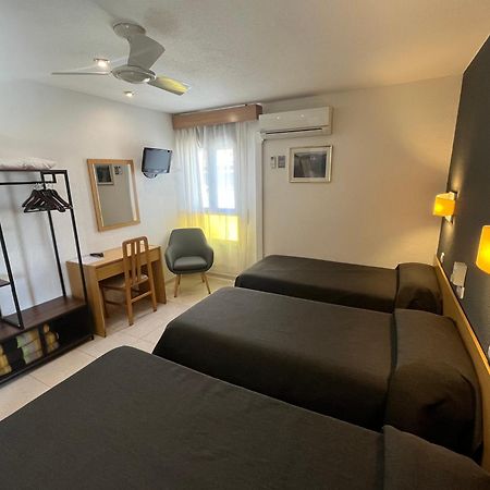 Hostal Tarres Anglés エクステリア 写真