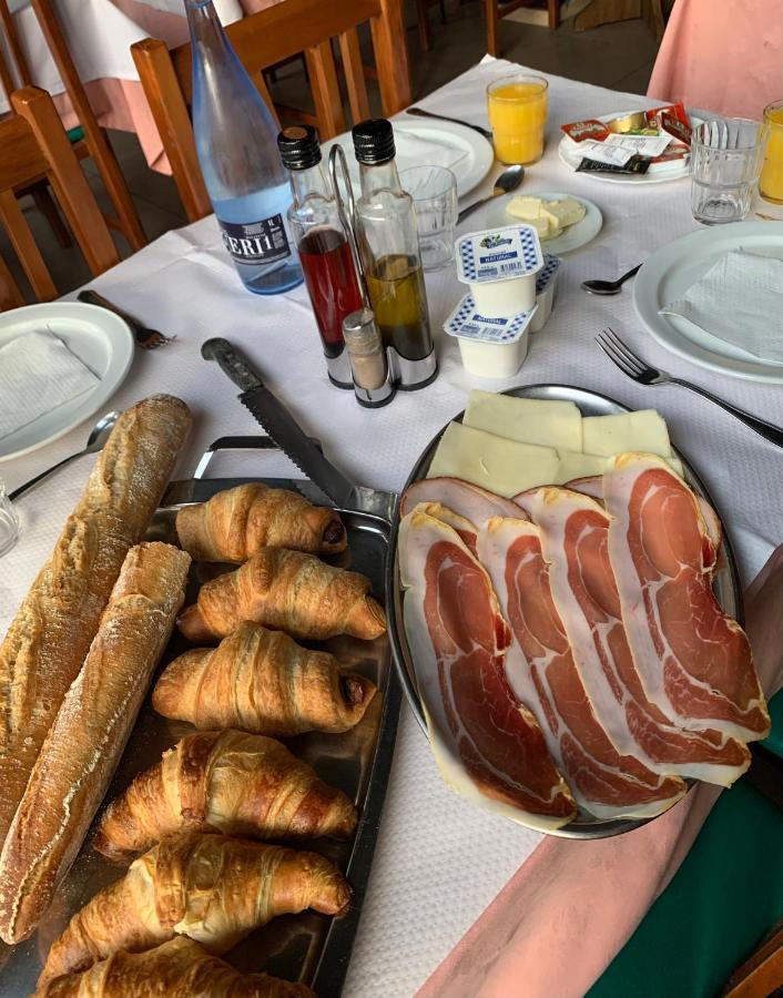 Hostal Tarres Anglés エクステリア 写真