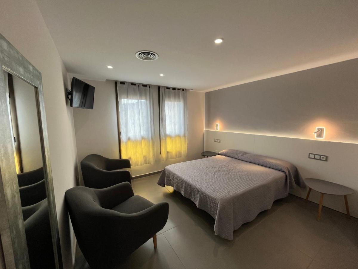 Hostal Tarres Anglés エクステリア 写真
