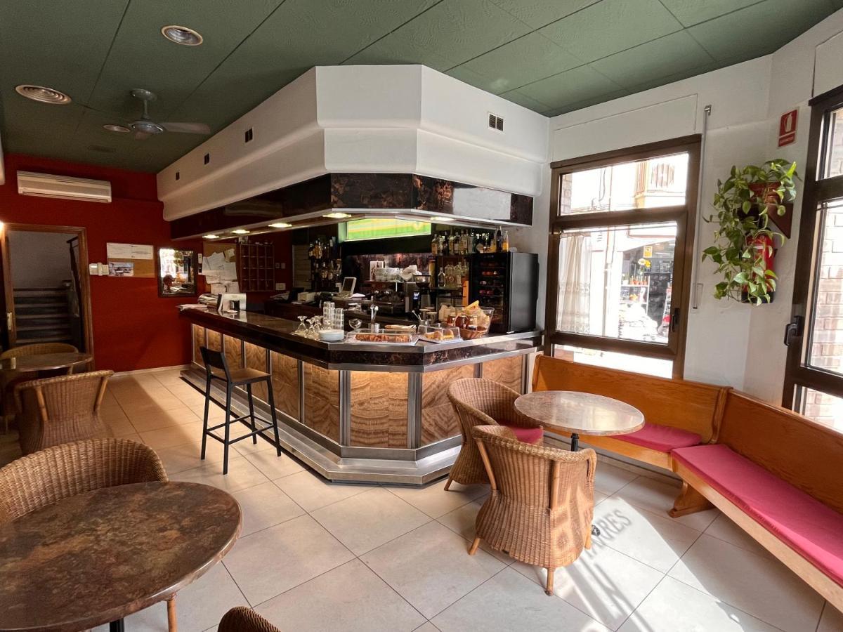 Hostal Tarres Anglés エクステリア 写真
