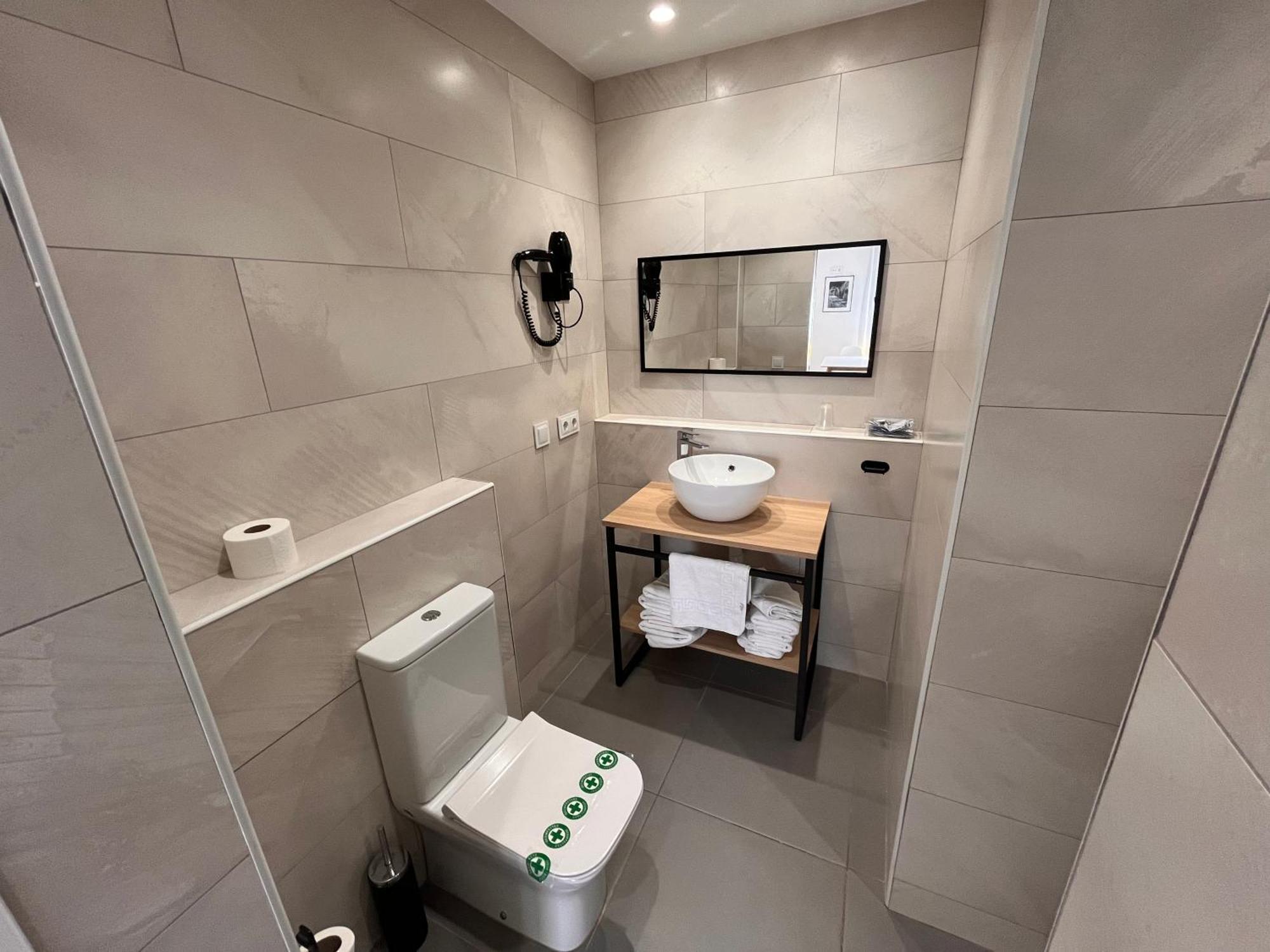 Hostal Tarres Anglés エクステリア 写真