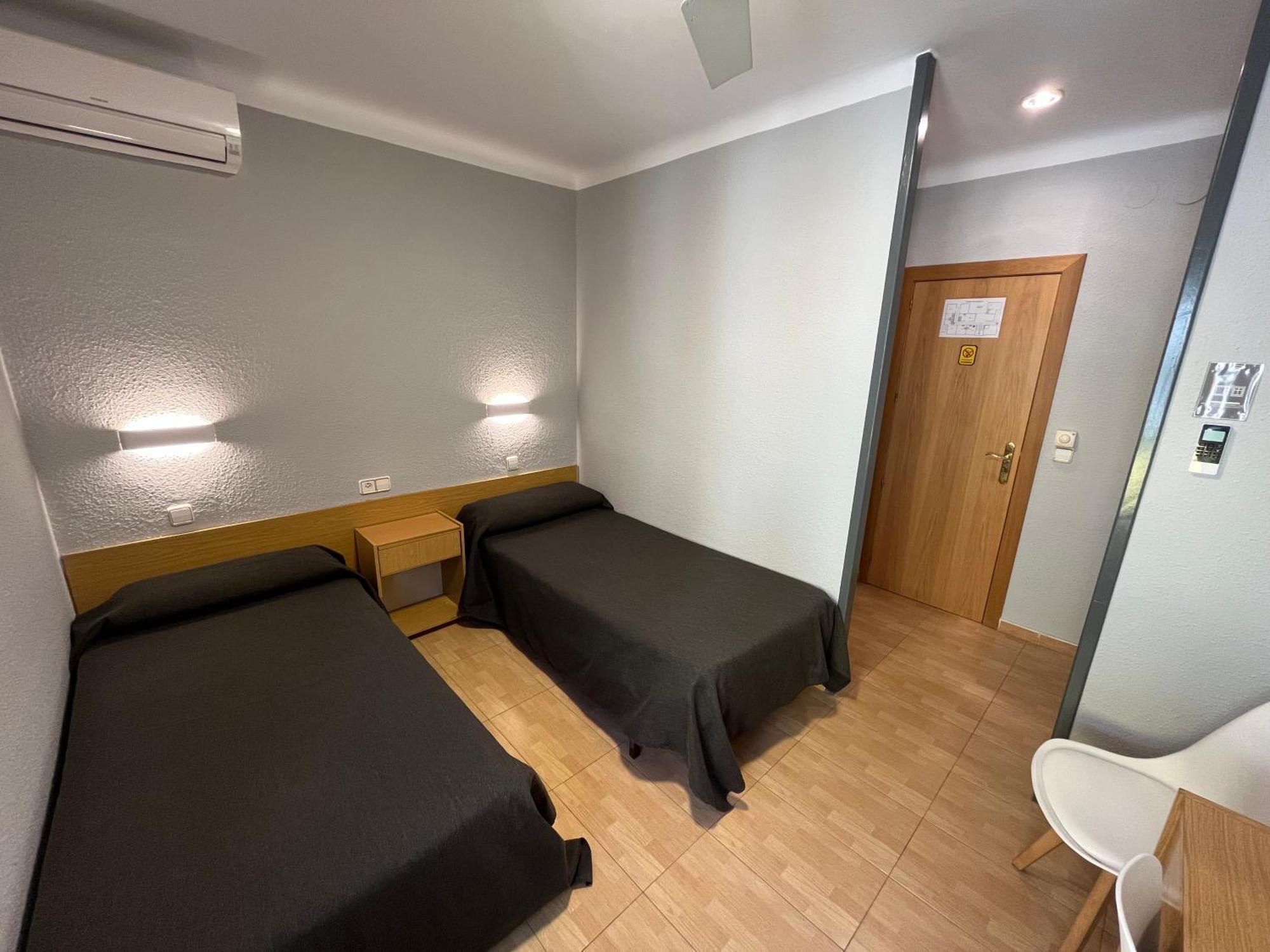 Hostal Tarres Anglés 部屋 写真
