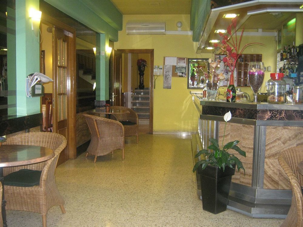 Hostal Tarres Anglés エクステリア 写真